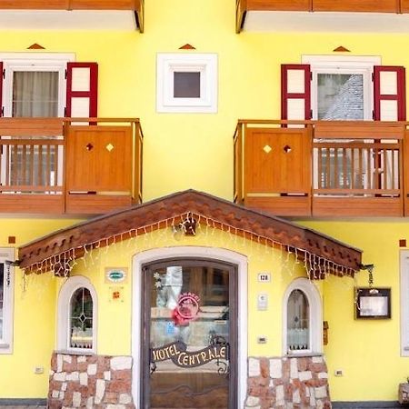Albergo Centrale Canazei Ngoại thất bức ảnh